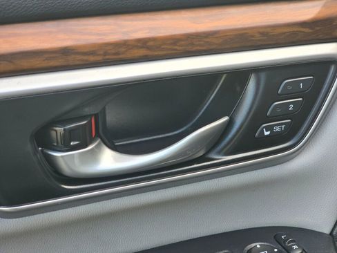 Certified 2022 Honda CR-V Touring image 21