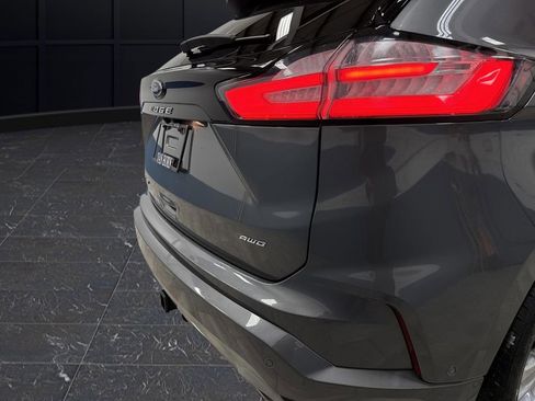 Used 2024 Ford Edge Titanium w/ Titanium Elite Package image 34