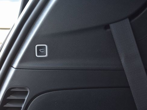 New 2026 Chrysler Pacifica Limited image 31