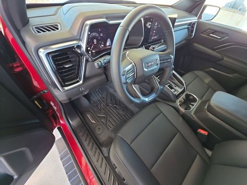Used 2025 GMC Canyon Elevation w/ Convenience Package image 10