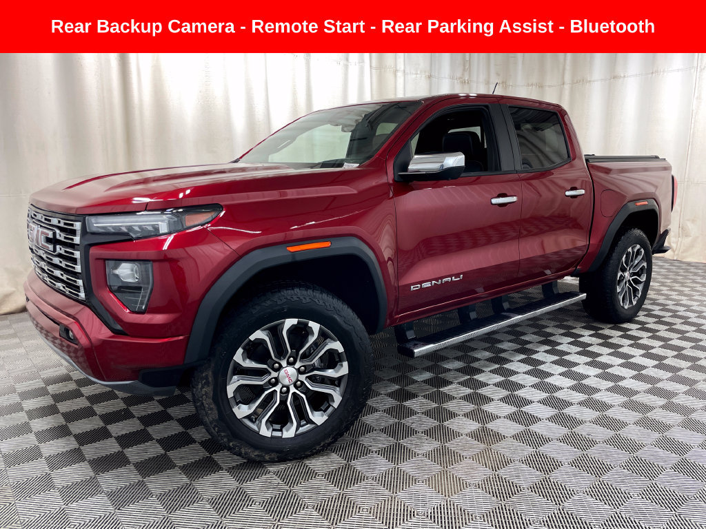 Used 2023 GMC Canyon Denali AWD/4WD image 1