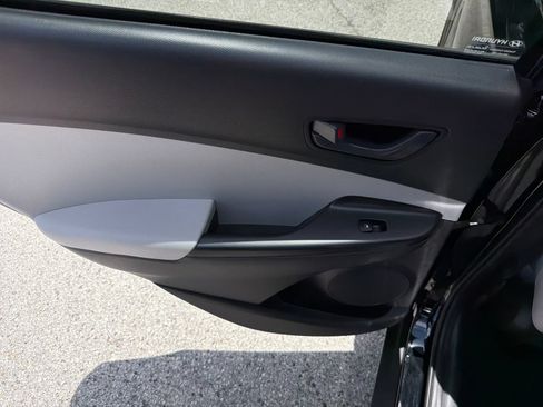 Used 2023 Hyundai Kona SEL FWD image 30