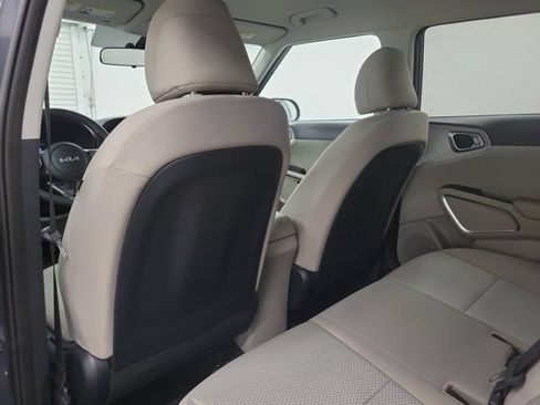 Certified 2023 Kia Soul LX FWD image 13