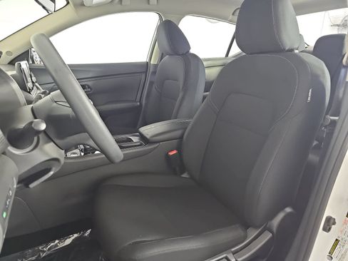 Certified 2025 Nissan Sentra S FWD image 14