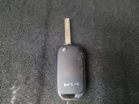 Used 2024 Kia Forte LXS w/ LXS Technology Package FWD image 33