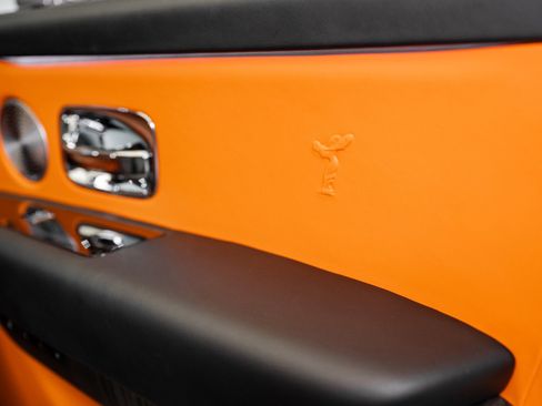 Used 2022 Rolls-Royce Cullinan w/ Dark Exterior Package image 60