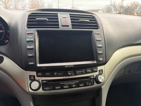 Used 2006 Acura TSX w/ Navigation image 18