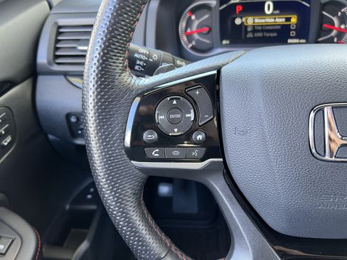 Used 2024 Honda Passport Black Edition image 27