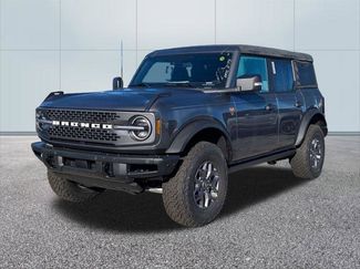 New 2025 Ford Bronco Badlands video 1