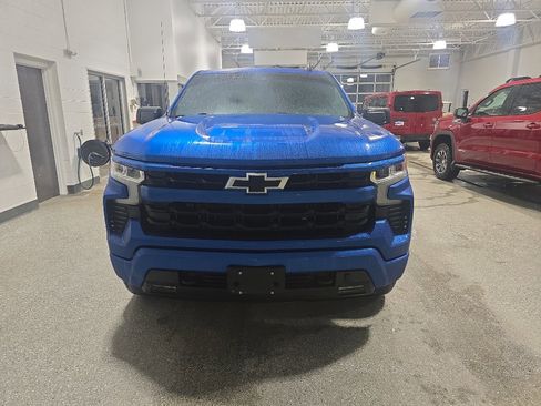 Used 2022 Chevrolet Silverado 1500 RST w/ Z71 Off-Road Package image 2