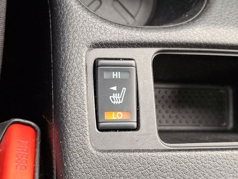 Used 2018 Nissan Rogue SL w/ Premium Package image 24