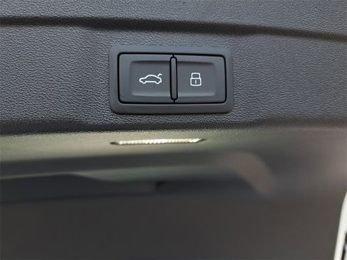 New 2025 Audi A5 2.0T Premium image 32