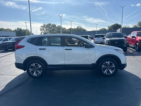 Used 2017 Honda CR-V LX image 6