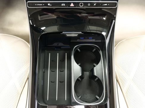 Used 2024 Mercedes-Benz Maybach S 580 S 580 4MATIC Sedan 4D image 50