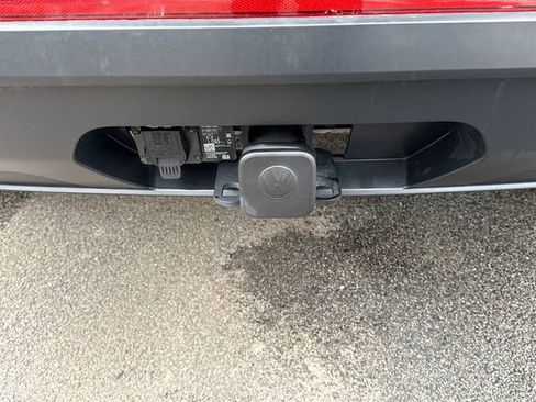 Used 2024 Volkswagen Atlas Cross Sport SE w/ Panoramic Sunroof Package image 27