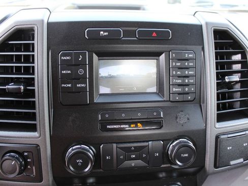 Used 2019 Ford F250 XL w/ Power Equipment Group AWD/4WD image 13