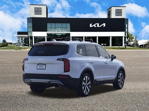 Used 2022 Kia Telluride EX w/ EX Premium Package AWD/4WD image 6