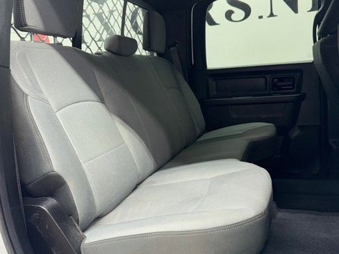 Used 2024 RAM 3500 Tradesman w/ Chrome Appearance Group image 30