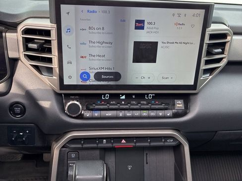 Used 2025 Toyota Tundra Limited image 13