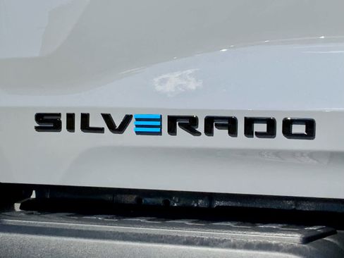 New 2026 Chevrolet Silverado EV LT image 25