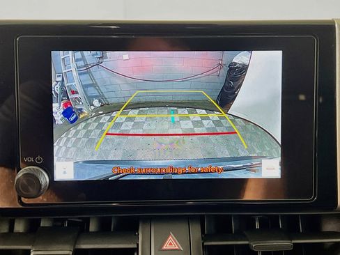 Used 2025 Toyota RAV4 XLE w/ Convenience Package FWD image 28