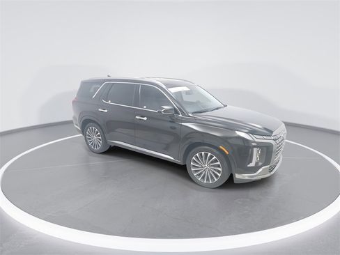 Used 2024 Hyundai Palisade Calligraphy image 8