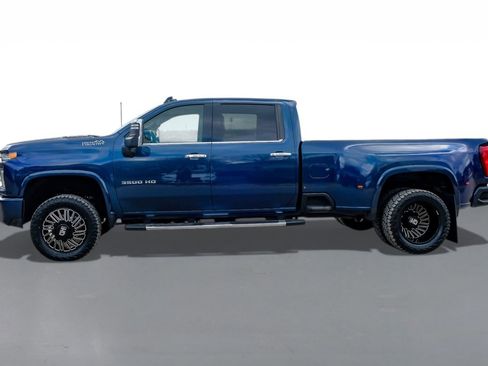 Used 2021 Chevrolet Silverado 3500 High Country image 10