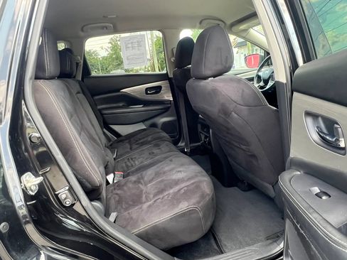 Used 2018 Nissan Murano SV AWD/4WD image 29