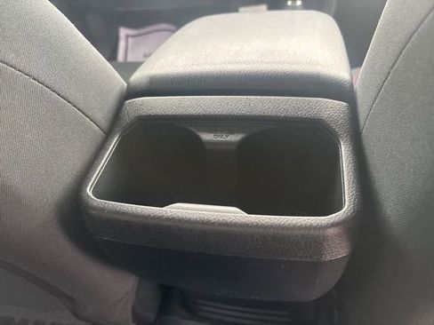 Used 2019 Toyota Tacoma SR5 image 38