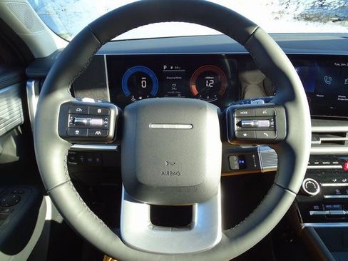 New 2026 Hyundai Santa Fe SE image 17