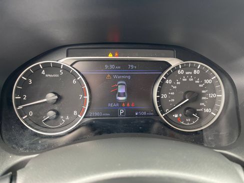 Used 2025 Nissan Altima 2.5 SV FWD image 40