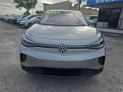 Certified 2023 Volkswagen ID.4 Pro image 2