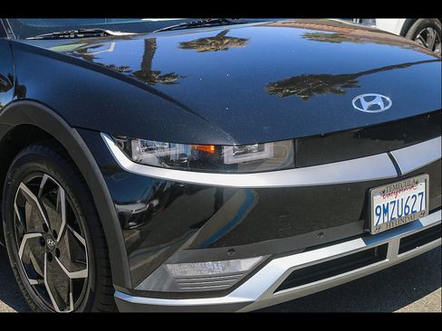 Certified 2024 Hyundai Ioniq 5 SEL RWD image 4