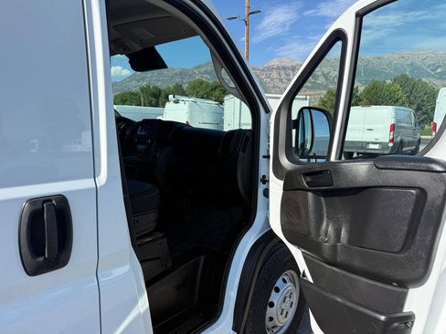 Used 2023 RAM ProMaster 3500 FWD image 16