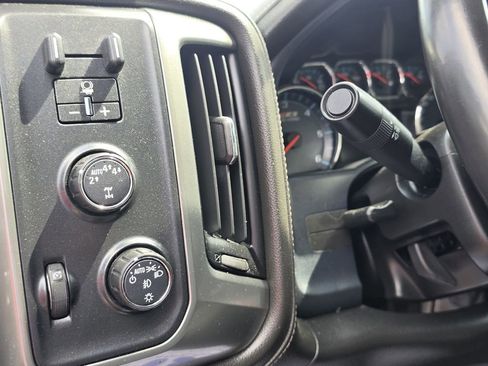 Used 2018 Chevrolet Silverado 1500 LTZ Z71 w/ LTZ Plus Package AWD/4WD image 23