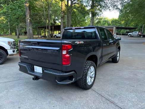 Used 2023 Chevrolet Silverado 1500 W/T w/ Trailering Package AWD/4WD image 6