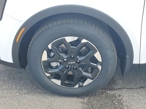 New 2026 Kia Sorento S image 4