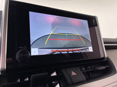 Certified 2025 Toyota RAV4 XLE image 21