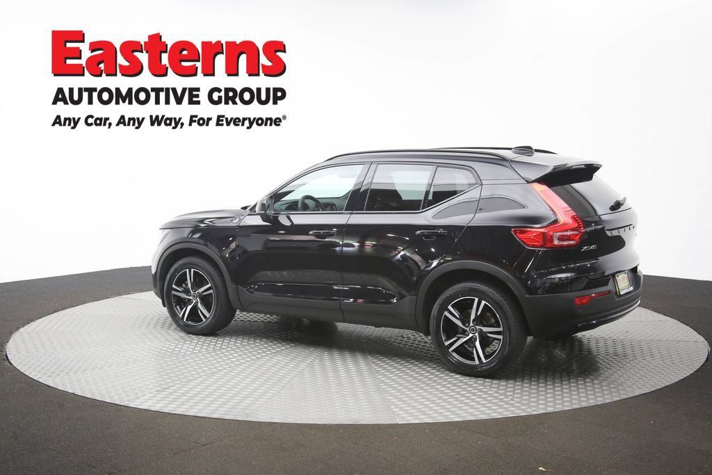 Used 2024 Volvo XC40 B5 Core AWD/4WD image 65