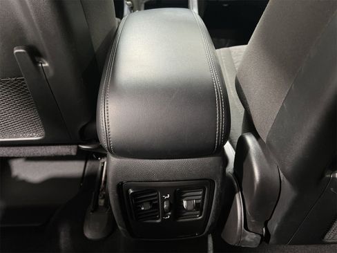 Used 2024 Dodge Durango SXT image 20