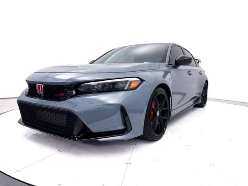 Used 2023 Honda Civic Type R image 17