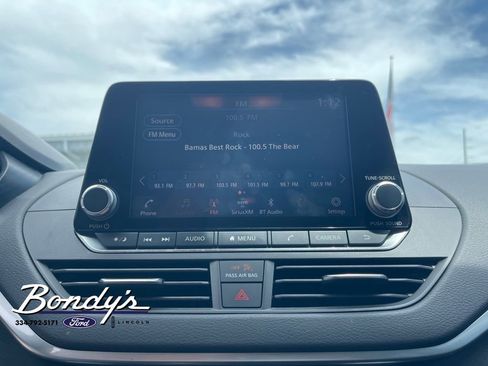 Used 2021 Nissan Altima 2.5 SV image 5