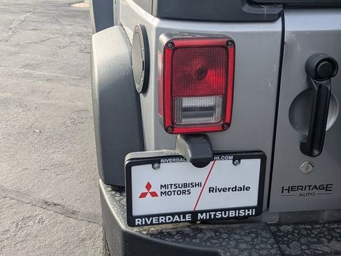 Used 2014 Jeep Wrangler Sport w/ Connectivity Group image 5