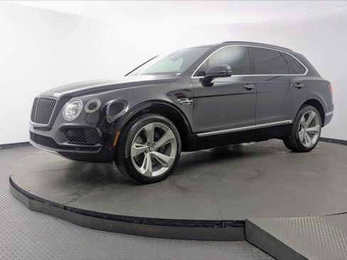 Used 2019 Bentley Bentayga AWD/4WD image 2
