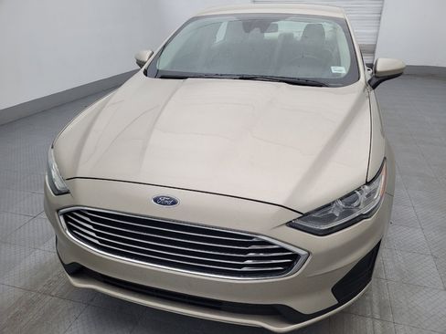 Used 2019 Ford Fusion SE FWD image 15