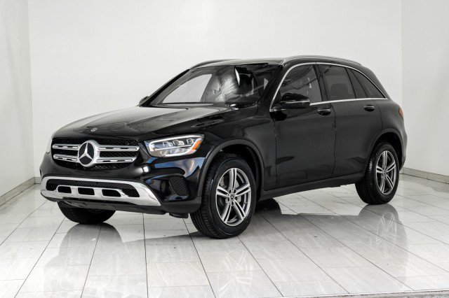Used 2020 Mercedes-Benz GLC 300 image 4