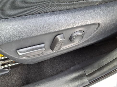 Used 2024 Toyota RAV4 XLE image 36