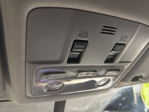 Used 2013 Toyota RAV4 XLE image 39