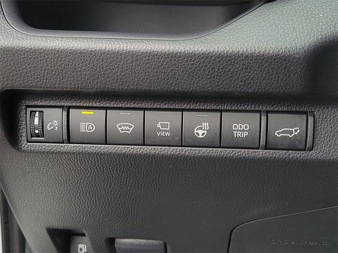 Used 2025 Toyota RAV4 XSE w/ Premium Package image 33