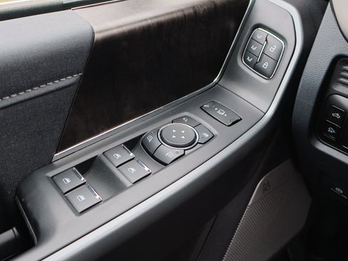 New 2026 Ford F450 Lariat w/ Chrome Package image 16